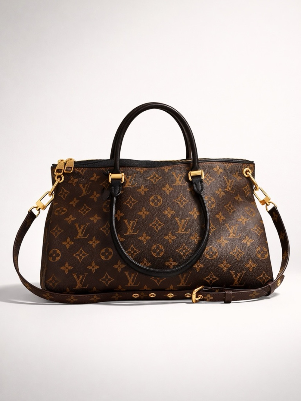 Authentic Louis Vuitton Pallas Tote